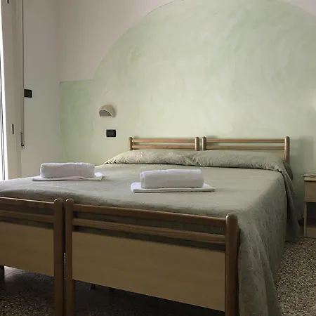 Annamaria 3* Чезенатико